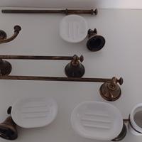 Set accessori bagno vintage Roma fonte laurentina