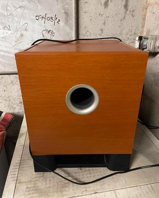 yamaha  subwoofer YST-SW030 70W