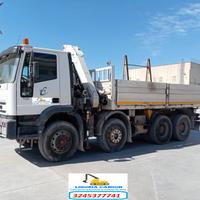 Iveco eurotrakker 410e42 8x4 con gru