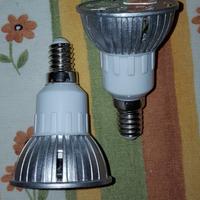 2 lampadine a led 1x3=3 W attacco E14