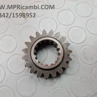 INGRANAGGIO Z19 YAMAHA R1 2002 2003 YZF