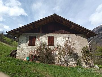 Vendita fienile con terreno a Bagolino (BS)