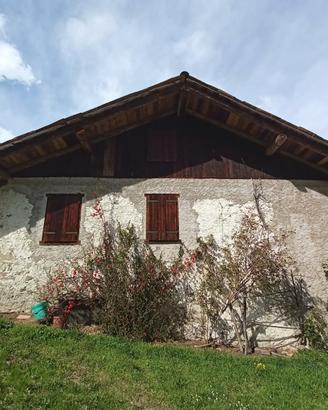 Vendita fienile con terreno a Bagolino (BS)