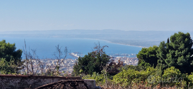 Terreno 500mq con vista mare edificabile 280mq