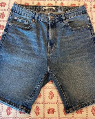 Pantaloncini Bermuda in Jeans ZARA