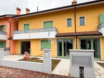 VILLA A SCHIERA CENTRALE A QUINTO DI TREVISO
