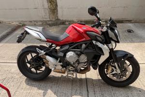 MV Augusta Brutale 800