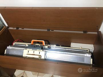 macchina per maglieria Toyota.