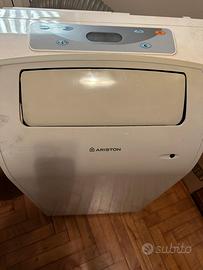 Condizionatore con tubo Ariston