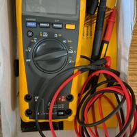 True RMS Multimeter FLUKE 179