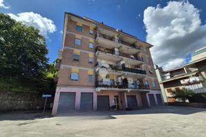 4 LOCALI A MONTELANICO