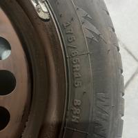 Gomme invernali piu cerchi per honda jezz