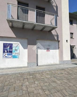 NEGOZIO A VILLA DI TIRANO