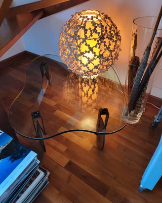 tavolino cristallo  e lampada rotonda 