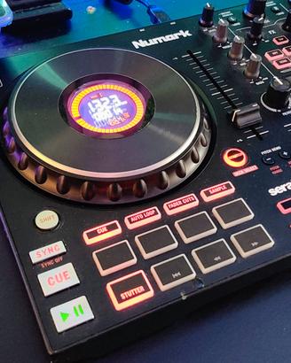Consolle Numark Mixtrack Platinum FX