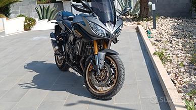 Yamaha Fazer 800