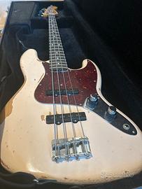 Fender Flea Bass