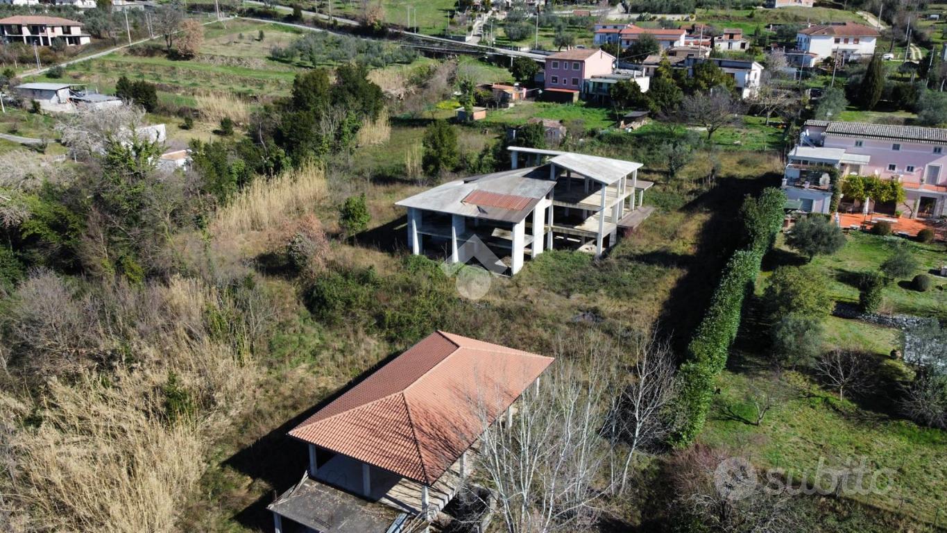 RUSTICO A CASSINO - Vista 3