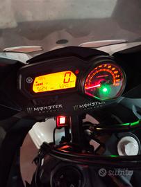  moto Yamaha xjdiversion 600
