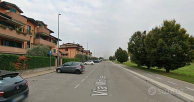 Bilocale 700eu spese COMPRESE con TERRAZZO