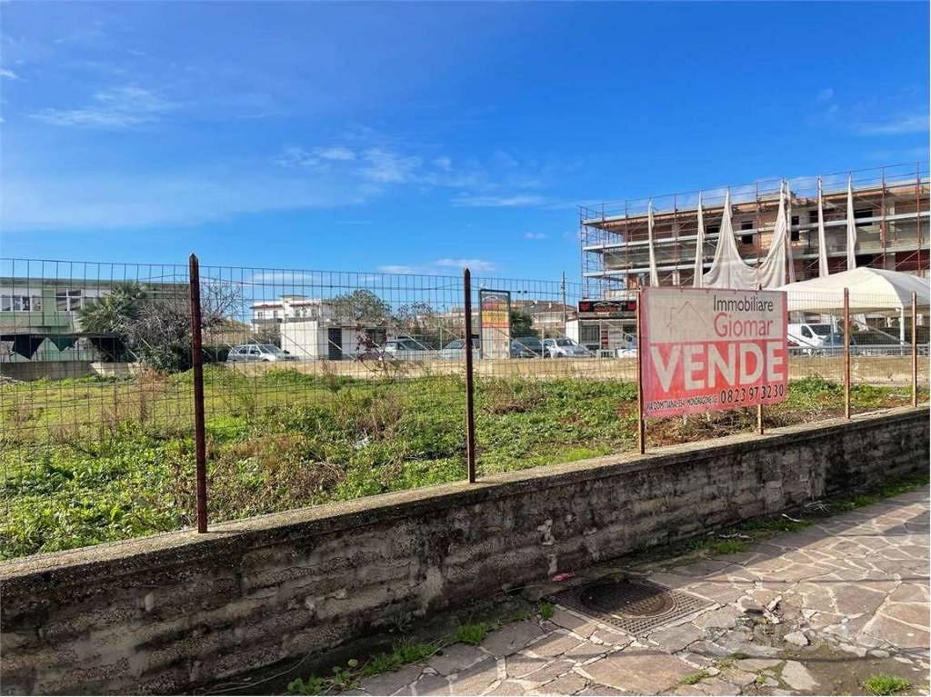 Terreno di 1000 m² a Mondragone - Vista 2