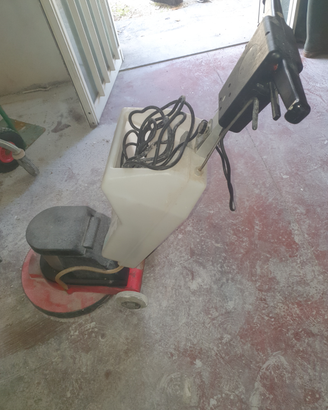 Motospazzola x pavimenti