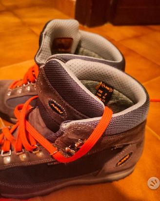 Scarpe da trekking donna Marca "AKU"