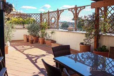 Luminosissimo attico con terrazzo