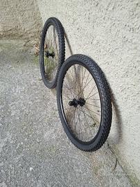 cerchi  alluminio piu' pneum  27,5 pollici nuovi