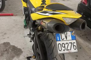 Yamagha r1