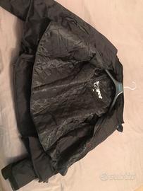 Giacca da moto cn protezioni per sicurezza viaggio