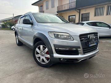 Audi Q7 3.0 V6 TDI 240 CV quattro tiptronic Advanc
