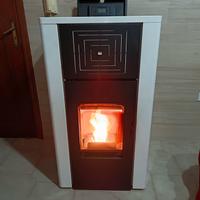 stufa a pellet idro 22 kw usata 