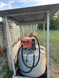 Cisterna 490LT per gasolio con erogatore elettrico
