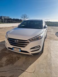 Hyundai Tucson 1.7 CRDi DCT 141cv full optional