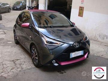 TOYOTA - Aygo - Con. 1.0 VVT-i 72 CV 5p.x-wave g.M