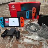 Nintendo Switch completa con scatolo