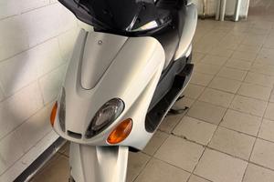 Scooter Yamaha Majesty 150