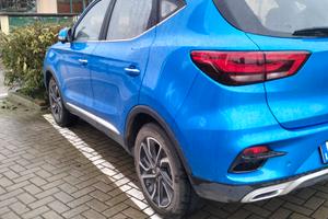 mg   zs  1.0 turbo luxory 