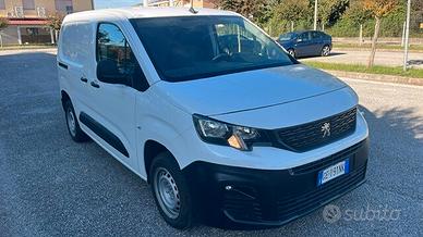 Peugeot partner 1.5hdi anno 2021