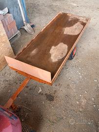 carrello trattorino tagliaerba