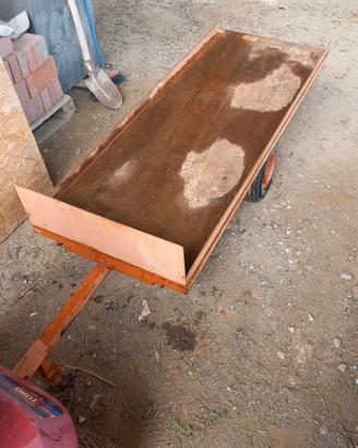 carrello trattorino tagliaerba