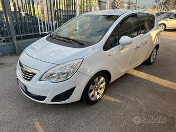 Opel Meriva 1.7 CDTI automatica. Elective