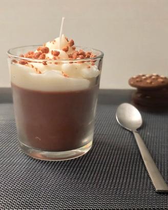 Candela 100% naturale effetto cioccolata calda