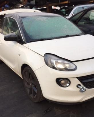 Opel adam 2014
