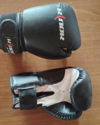 Kit Boxe / Kickboxing: Guantoni KNOCK 10 oz + Para