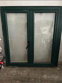 Finestra in pvc