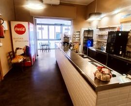 PIZZERIA con FORNO LEGNA