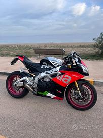 Aprilia rsv 4