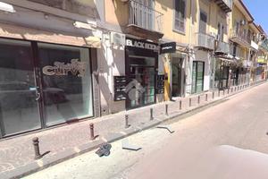 NEGOZIO A MARANO DI NAPOLI
